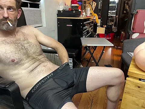 leanjamesdean online show from March 20, 11:08 pm