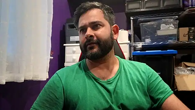 Sakhtlaundaz online show from October 24, 9:38 pm