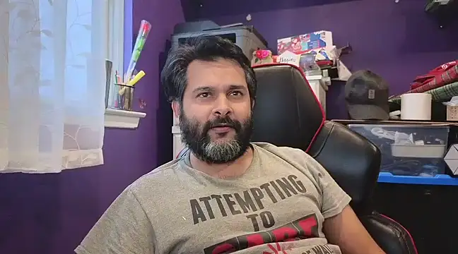 Sakhtlaundaz online show from February 8, 9:46 pm