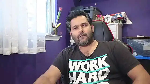 Sakhtlaundaz online show from January 4, 9:52 pm