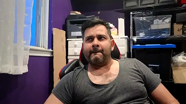 Sakhtlaundaz online show from February 5, 10:50 pm