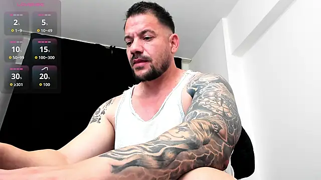 musclemonster31 online show from November 27, 2:10 pm