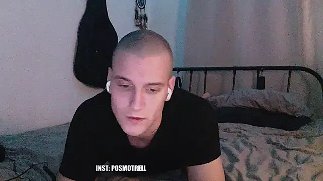 ETHAN MOORE online show from March 14, 3:52 pm