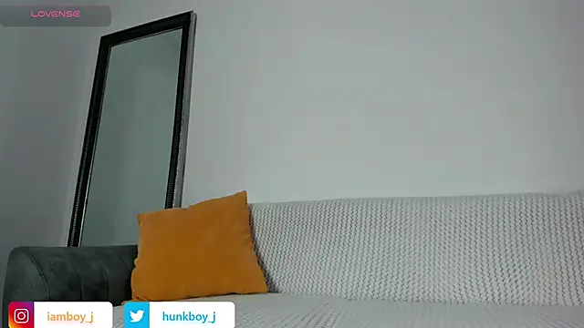 FitnessMaleModel online show from November 21, 6:34 am