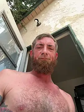 Snapshot of mandjpuff2 chatting on October 22, 8:23 pm mandjpuff2 online show from October 22, 8:23 pm