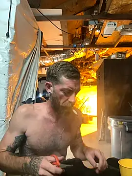 Snapshot of mandjpuff2 chatting on September 23, 6:24 am mandjpuff2 online show from September 23, 6:24 am