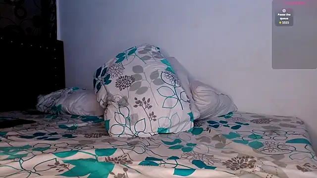 Snapshot of bear_97s chatting on October 13, 11:55 pm bear 97s online show from October 13, 11:55 pm