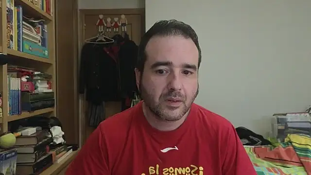 curiosillo83 online show from May 19, 1:56 am