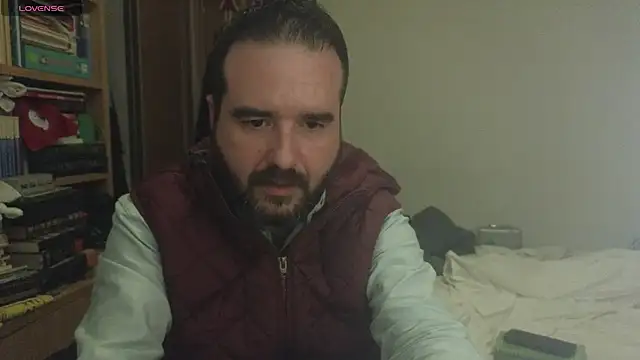 curiosillo83 online show from March 6, 4:19 am