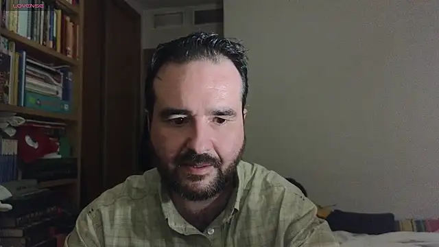 curiosillo83 online show from January 4, 12:59 am