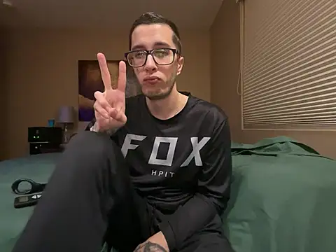 Bwcjoshbanks online show from January 3, 6:11 am