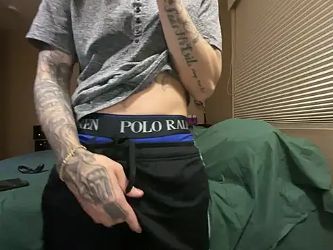 Bwcjoshbanks online show from December 28, 7:11 am