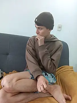 Snapshot of Norehg chatting on February 23, 1:38 pm Norehg online show from February 23, 1:38 pm