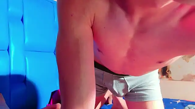 the littleangel1 online show from February 1, 11:25 pm