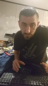 Bi curious86 online show from March 14, 2:40 am