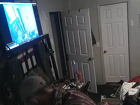 Bi curious86 online show from January 16, 4:59 am