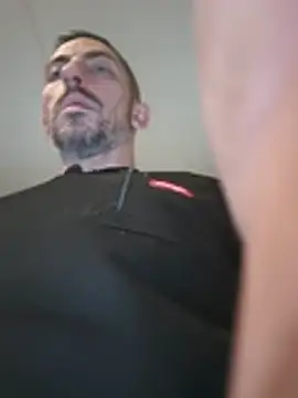 Bi curious86 online show from November 30, 10:45 pm