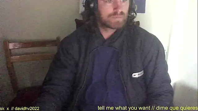 Davidhv2022 online show from December 24, 2:21 am