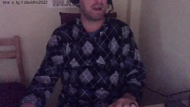 Davidhv2022 online show from September 13, 4:41 pm