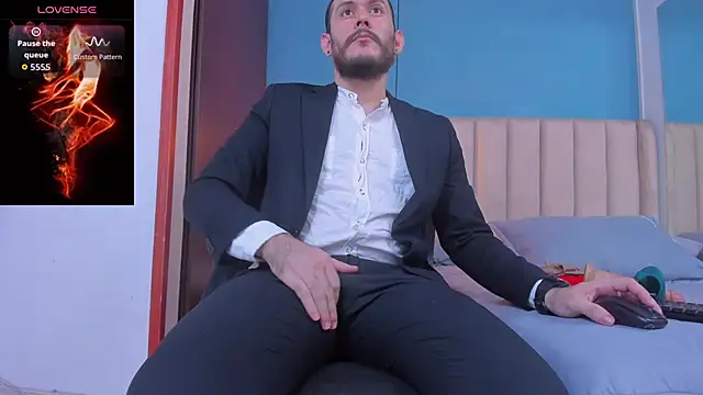 jeanpiere  online show from November 28, 3:21 am