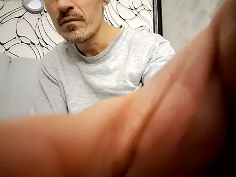 MikeyMaXXX online show from February 21, 6:42 pm