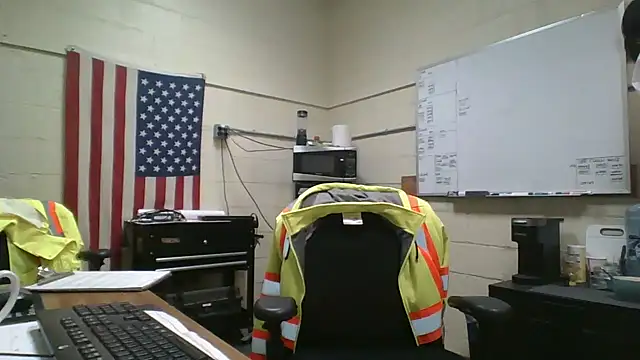 Snapshot of Cockrub1 chatting on December 16, 1:11 pm Cockrub1 online show from December 16, 1:11 pm