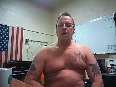 Snapshot of Cockrub1 chatting on February 5, 12:38 pm Cockrub1 online show from February 5, 12:38 pm