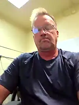 Snapshot of Cockrub1 chatting on September 17, 4:52 pm Cockrub1 online show from September 17, 4:52 pm