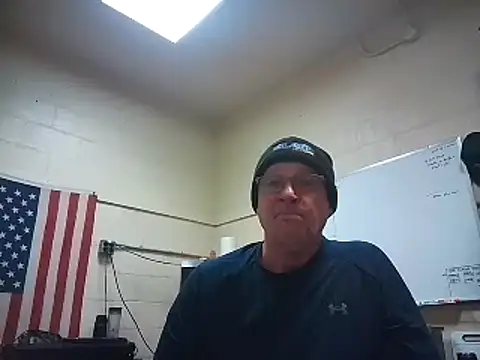 Snapshot of Cockrub1 chatting on February 4, 12:22 pm Cockrub1 online show from February 4, 12:22 pm