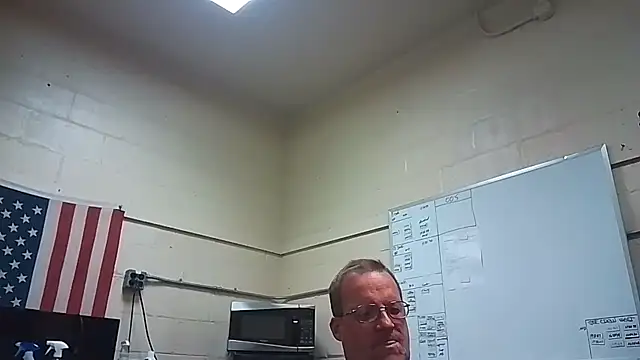 Snapshot of Cockrub1 chatting on October 14, 7:32 pm Cockrub1 online show from October 14, 7:32 pm