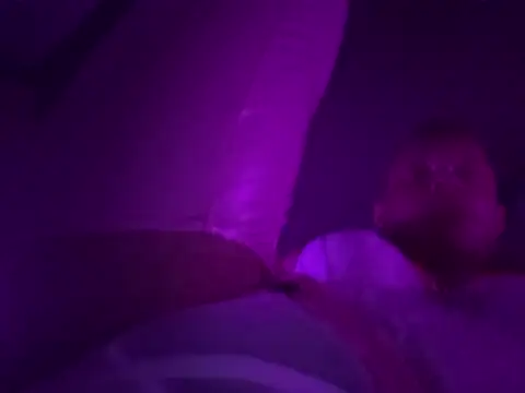 sissybitchx online show from June 8, 11:17 pm