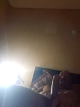 Snapshot of antoniox1978 chatting on December 2, 4:07 pm antoniox1978 online show from December 2, 4:07 pm