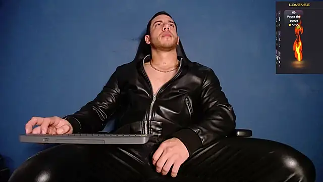 Maxxxpowerful online show from March 27, 2:38 am