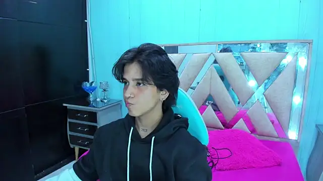 alex 477 online show from February 16, 11:41 am