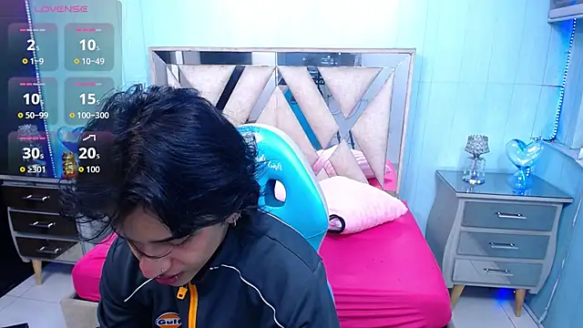 alex 477 online show from July 13, 11:34 am