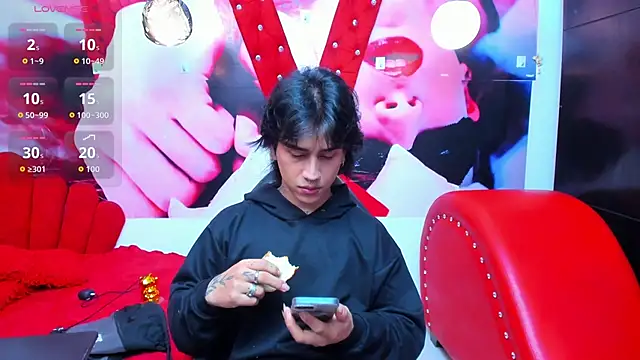 alex 477 online show from May 26, 11:39 am