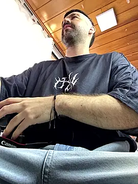 ADONIS ART01 online show from January 8, 2:22 pm