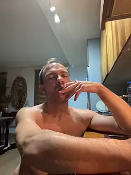 Adventurehotman online show from May 23, 11:10 pm