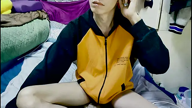 JJjing online show from February 20, 4:42 pm