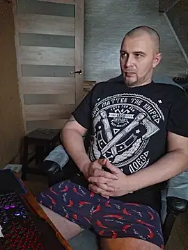 Foxyshaved online show from February 4, 7:47 am