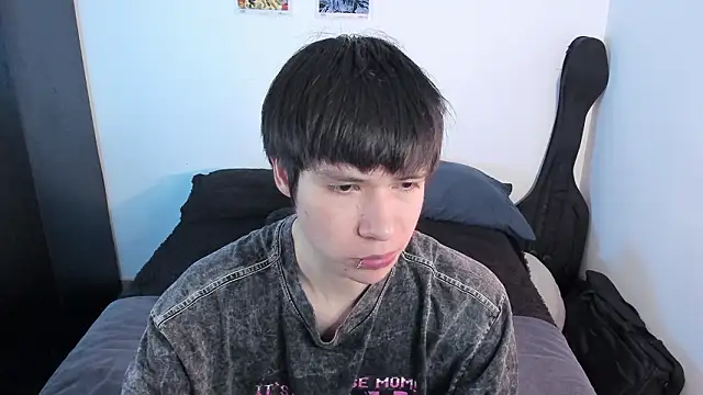 Aventure Twinks online show from February 22, 1:51 am