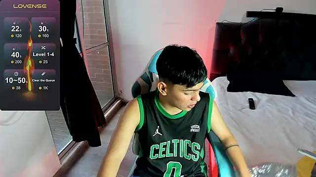 Snapshot of Franco_Rizzo_ chatting on December 2, 9:04 pm Franco Rizzo  online show from December 2, 9:04 pm