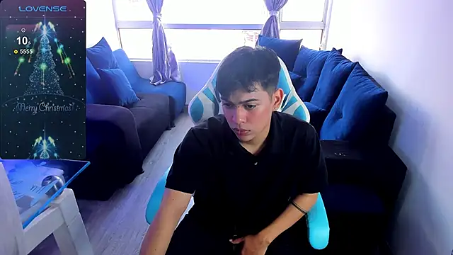 Snapshot of Franco_Rizzo_ chatting on December 11, 7:10 pm Franco Rizzo  online show from December 11, 7:10 pm