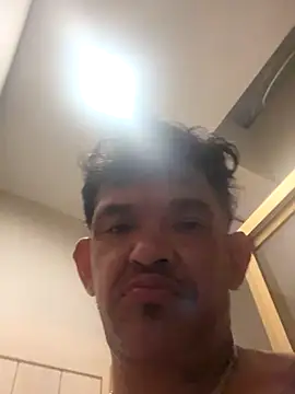 Snapshot of RoodoggXL chatting on September 23, 7:40 am RoodoggXL online show from September 23, 7:40 am