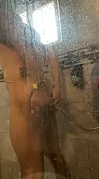 Snapshot of RoodoggXL chatting on February 19, 9:14 pm RoodoggXL online show from February 19, 9:14 pm