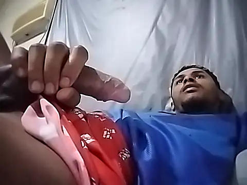 cirilopaupqueno online show from July 22, 2:47 am