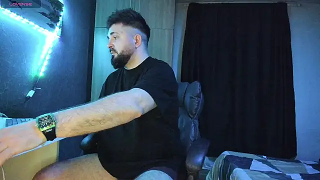 Snapshot of Eduu2322 chatting on March 8, 10:24 pm Eduu2322 online show from March 8, 10:24 pm