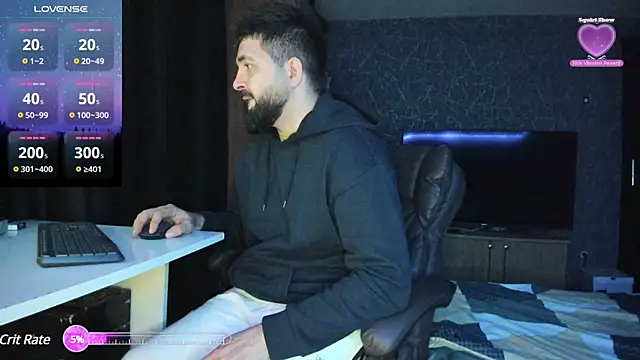 Snapshot of Eduu2322 chatting on December 14, 10:50 pm Eduu2322 online show from December 14, 10:50 pm