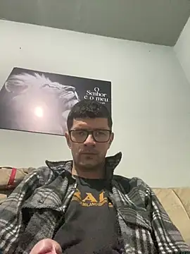 Juliano2289 online show from June 2, 11:17 pm