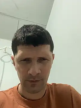 Juliano2289 online show from June 1, 11:16 pm